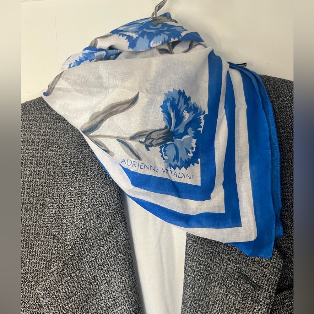 Vintage Adrienne Vittadini 100% Cotton Scarf with Blue and White flowers - Picture 2 of 11